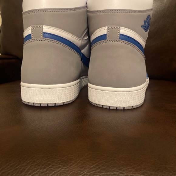 Air Jordan 1 High main image 4